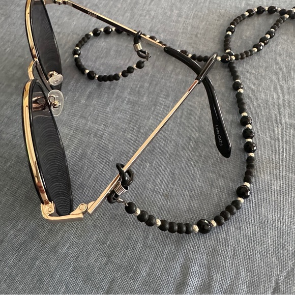 Eyeglass chain, black onyx and silver. New, 28 inches in length. - Picture 4 of 9